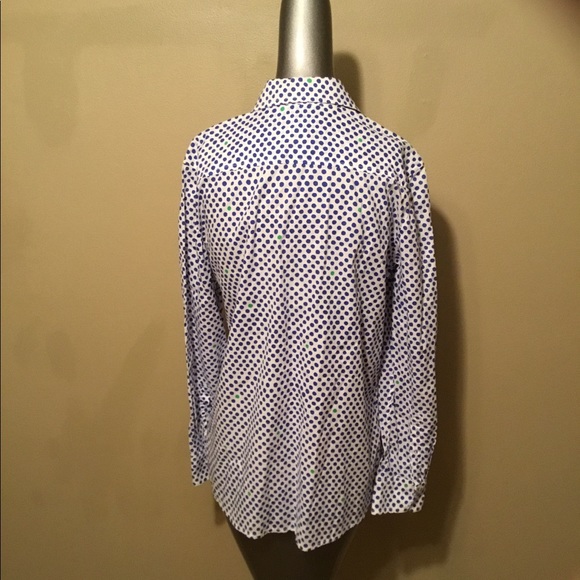 Gap white/blue dots fitted boyfriend button shirt - Picture 3 of 6
